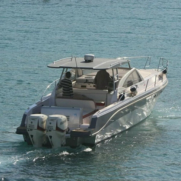 Motorboat Charter Volante 42 GT in Zouk Mosbeh, Lebanon