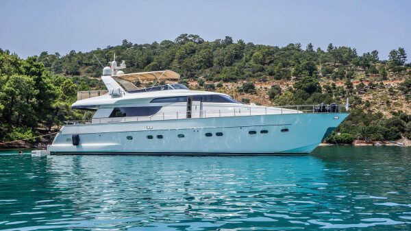 Water-adventure, Water Skating, Snorkeling sunset Charter, Fishing Charter Motor Yacht Special Kuum Charter in Marmaris Muğla, Turkey