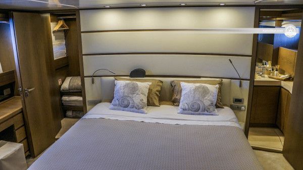 Water-adventure, Water Skating, Snorkeling sunset Charter, Fishing Charter Motor Yacht Special Kuum Charter in Marmaris Muğla, Turkey