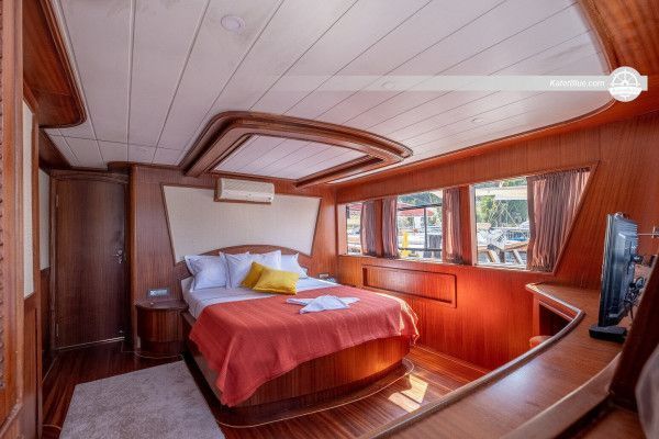 Motor yacht Special Compass Model Charter in Marmaris Muğla, Turkey