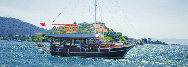 Unforgetable Sailing Motor boat Turkey 2014 Wood Special Edition charter in Fethiye Muğla