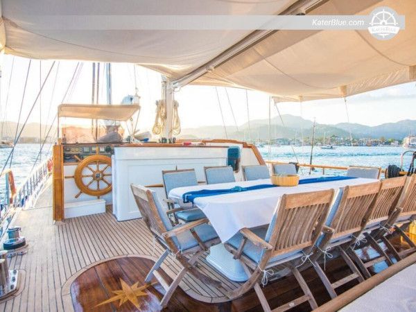 Esclusiva esperienza di crociera di sei ore e possibilità di noleggio di caicco per eventi di gruppo a Bodrum Muğla, Turchia