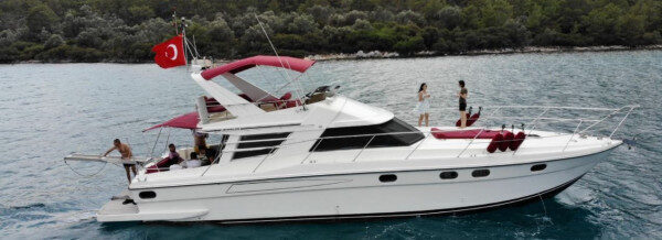 Wonderful Sailing Experience with Motor Yacht Fairline 55 charter in Bodrum Muğla Turkey