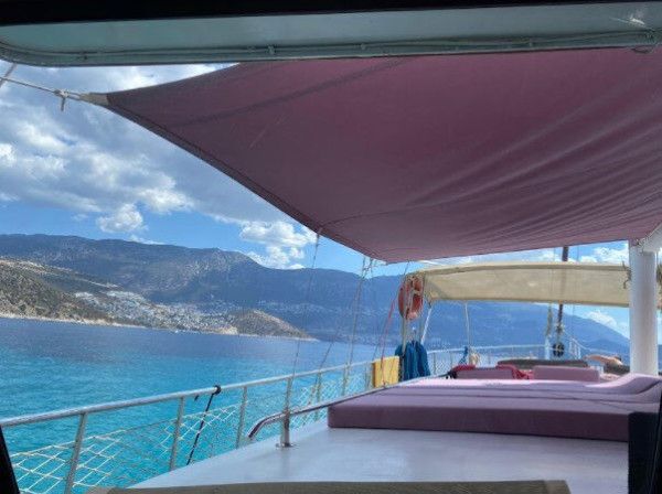 Wycieczka specjalna guletem, zakwaterowanie z wyżywieniem, czarter Emir 1 w Kalkan, Kaş, Antalya, Turcja