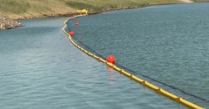 Floating debris barrier docks supplies and installation for dams, river, lakes