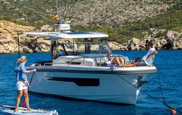 Free Diving, Jet-surfing Motorboat Charter available in Didim Turkey