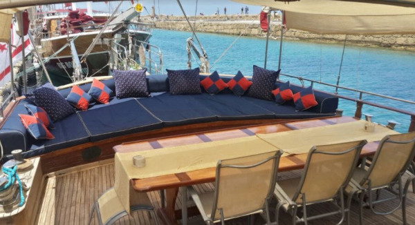 9 timers luksuriøs privat gulet-dagsturcharter i Girne, Nordcypern
