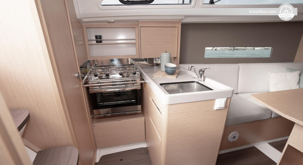 Catamarã Dufour 430 Grand Large de 4 cabines, construído em 2020 em Atenas, Grécia.