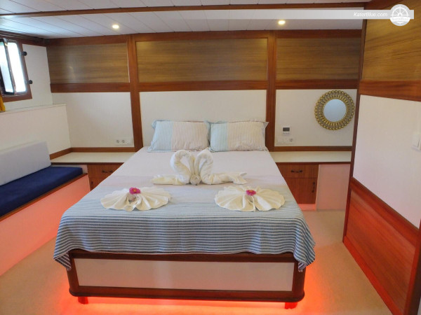 Charter with 25m 6cabin Luxury Trawler in Fethiye