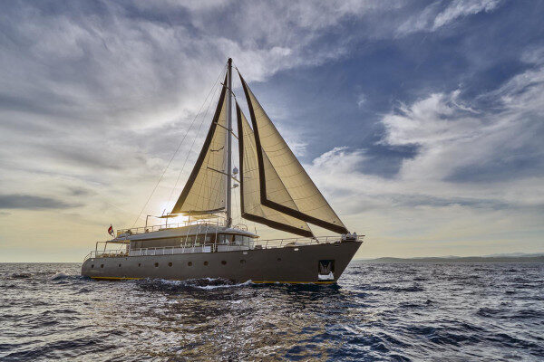 Great time on a luxury sailing yacht in the vicinity of Split, Croatia