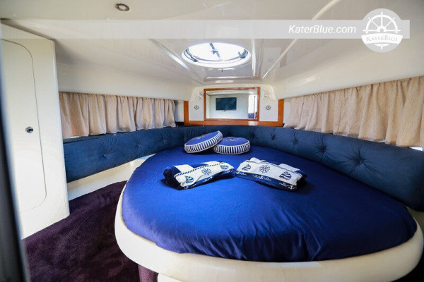  Happy Sailing Tour with a stunning Motor boat in Glifada, Greece