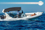 رحلة إبحار بهيجة مع قارب بمحرك أنيق في جليفادا ، اليونان