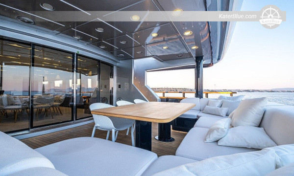Luksusowy jacht motorowy na czarter Blue Cruise w Bodrum w Turcji