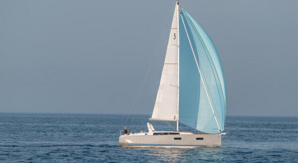 Significant Sailing tour with a lovely sailing yacht in Alimos, Greece