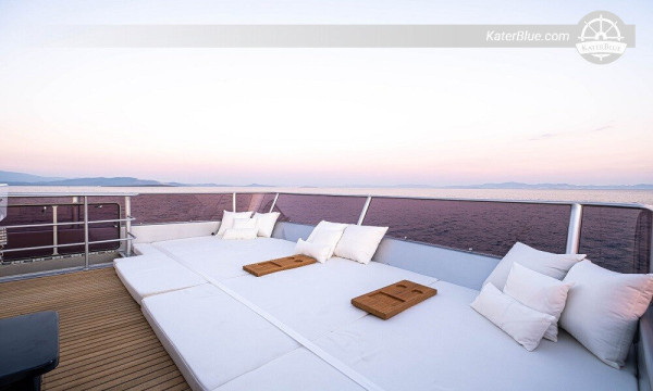 Luksusowy jacht motorowy na czarter Blue Cruise w Bodrum w Turcji