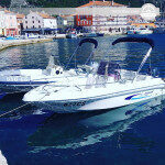Alquilar nuestro barco de alta velocidad de calibre para maravilloso viaje en Cres, Croacia