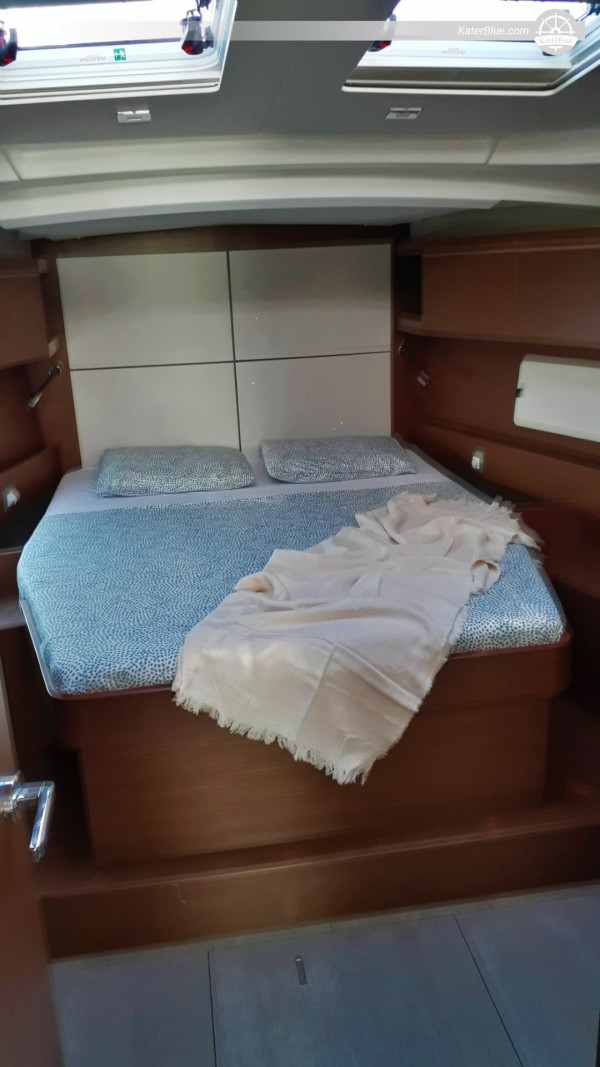 Krstarenje oko Splita, Hrvatska, na raskošnoj jedrilici