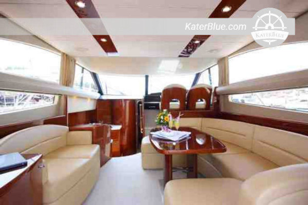 Half-Full Day in Low Season With The Popular and Luxury Motor Yacht for Cruising Experience in Ornos, Greece