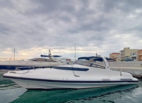 Half-Full Day in Low Season with Motor Boat Magna35C-Experience in Chania, Greece