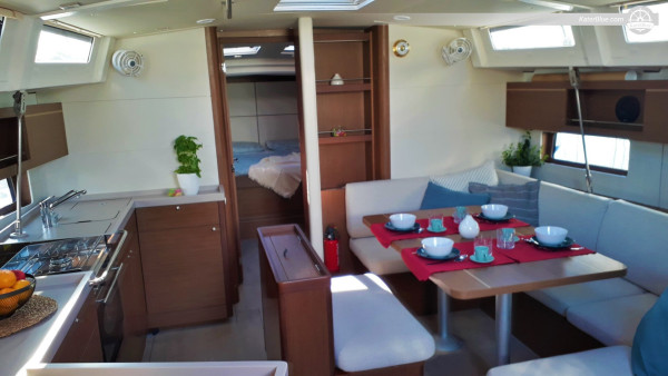 Cruise around Split, Croatia on opulence sailing yacht