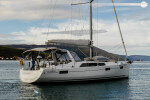 Excellent Balance Under Sail with Sailing Yacht Oceanis 41.1-Experience in Tivat, Montenegro