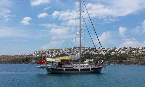 Blue cruise charter on 16m gulet around Bodrum, Turkey