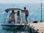 Sadece Skiathos, Yunanistan'da Deneyim İsteyen Çok Sayıda Eğlenceye Sahip Güzel Motorlu Tekne