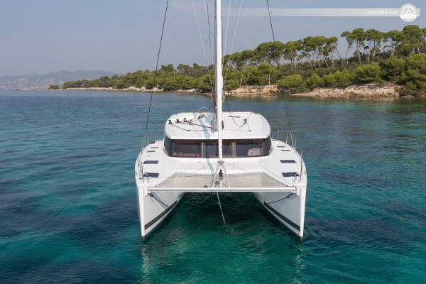Conçu exclusivement pour offrir une expérience de croisière en mer tout simplement exceptionnelle à Tivat, au Monténégro.