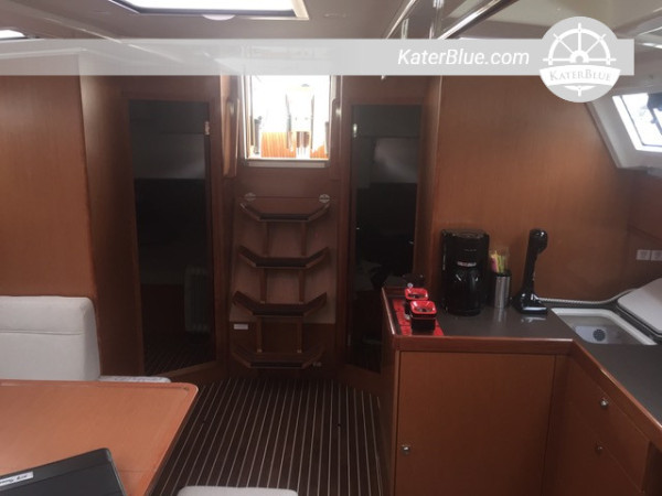 Voilier fonctionnel et luxueux disponible à la location privée à Paleo Faliro, en Grèce