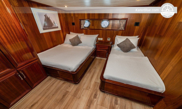 Blue cruising with 6 member professional crew Bodrum-Turkey