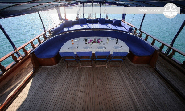 Luxury Blue cruise experience with 5 professional crew Fethiye-Turkey