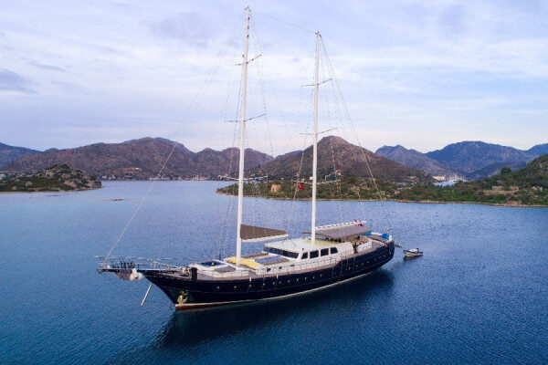 Fully air conditioned ultra luxury gullet for cruising Marmaris-Turkey