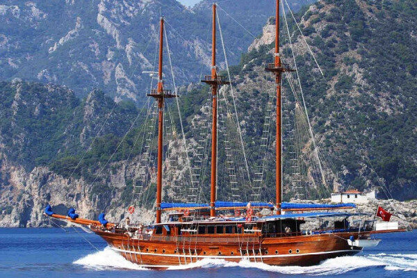 42m long gullet available for cruising with A/C cabins Marmaris-Turkey