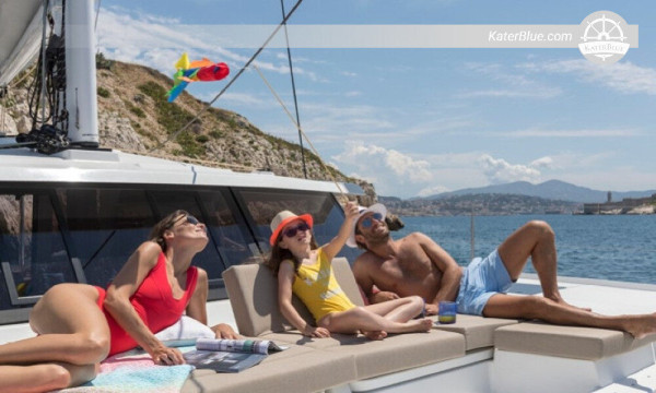 6kajutový katamarán Fountaine Pajot Astrea 42Atény-Řecko