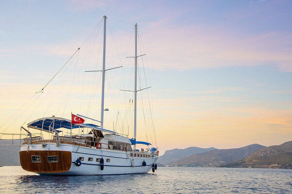 16 guests can accommodate gullet for Blue voyage Marmaris-Turkey