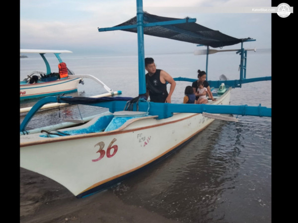 Dolphin Sunrise Charter Lovina Beach-Indonezja