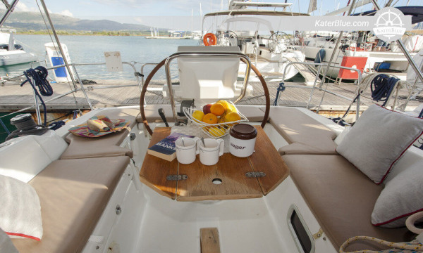 2010 bygget sejlbåd Oceanis 31 Lefkada-Grækenland