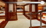 4 cabin Luxury Motor yacht Posillipo 99 Mykonos, Grecia