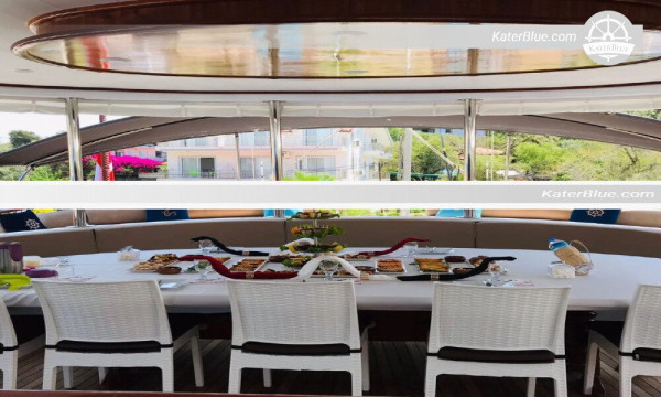 Marmaris, Türkiye'de modern gulet haftalık kiralama fırsatı.