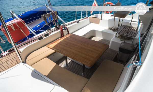 Location de catamaran de luxe à la journée à Mellieha, Malte