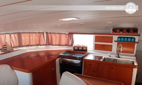 Location de catamaran de luxe à la journée à Mellieha, Malte