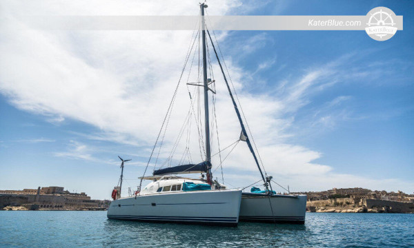 Location de catamaran de luxe à la journée à Mellieha, Malte