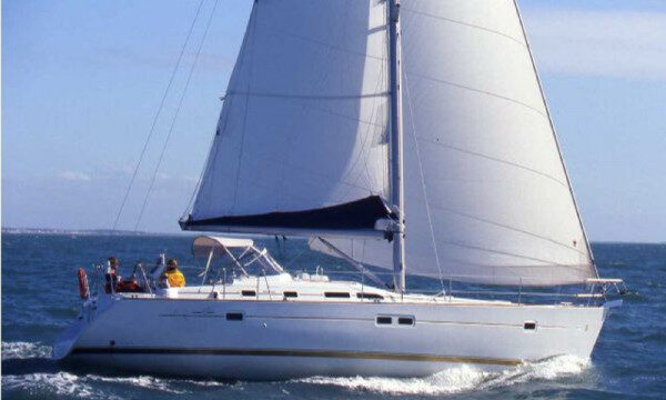 Sale Beneteau Ocenis Clipper 42.3 sailing yacht Girona, Spain