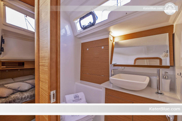 Perfekter Segelyachtcharter in Sardinien, Italien