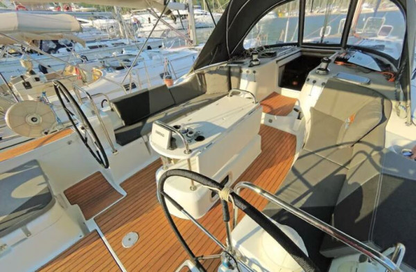 Alquiler semanal de velero por las costas del Egeo en Datca, Turquía