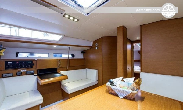 Sail yacht charter 5 days around Korcula, Croatia