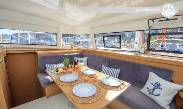 Primium propose des locations de catamarans à la semaine en Lycie, en Turquie.