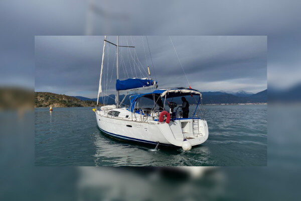 High-end sailboat for weekly charter Lycian-Turkey