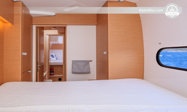 Primium propose des locations de catamarans à la semaine en Lycie, en Turquie.