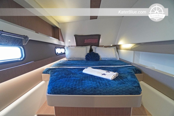 Bali Catamaran propose des locations hebdomadaires en Lycie (Turquie).